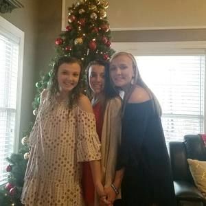 Meet your Posher, Lori